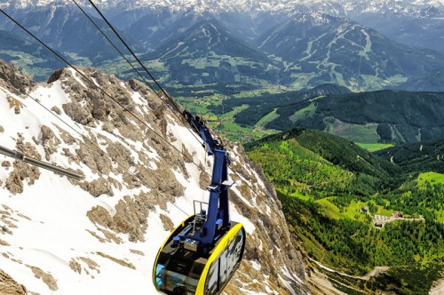 Dachsteingletscher mit Panoramagondel 