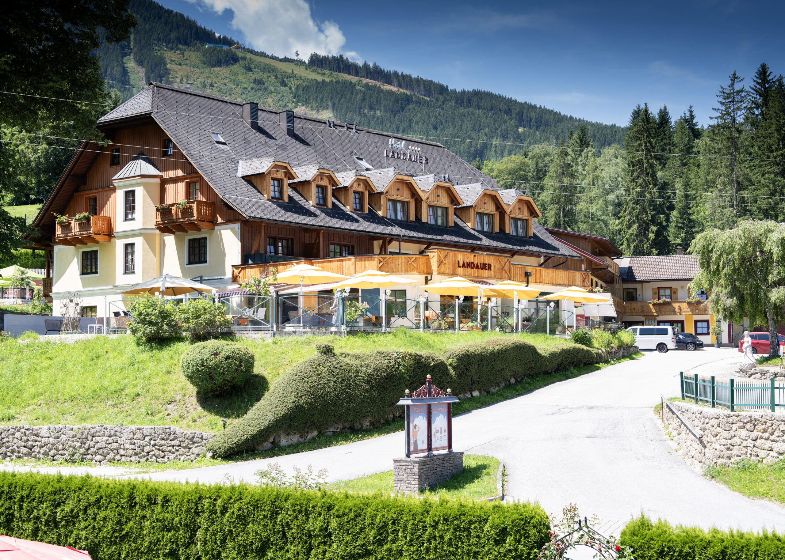 Hotel Vitaler Landauerhof Schladming|Home